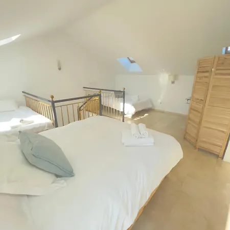 Adosado Frente Al Mar Con Piscina, Benalmadena-costa * Benalmádena