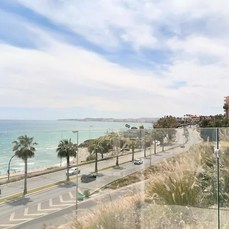 Adosado Frente Al Mar Con Piscina, Benalmadena-costa Benalmádena