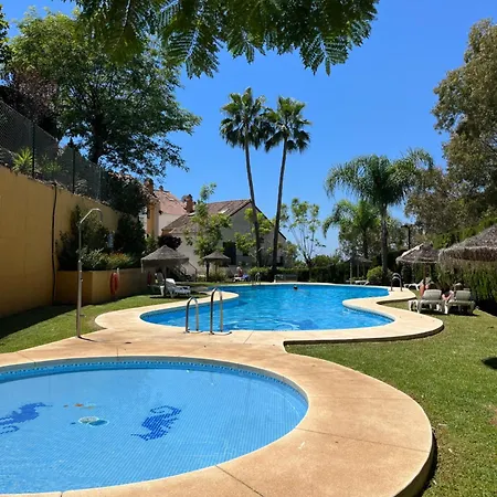 Chalet Adosado Frente Al Mar Con Piscina, Benalmadena-costa Benalmádena